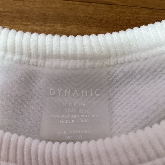 dynamic white tank - Picture 3 of 3